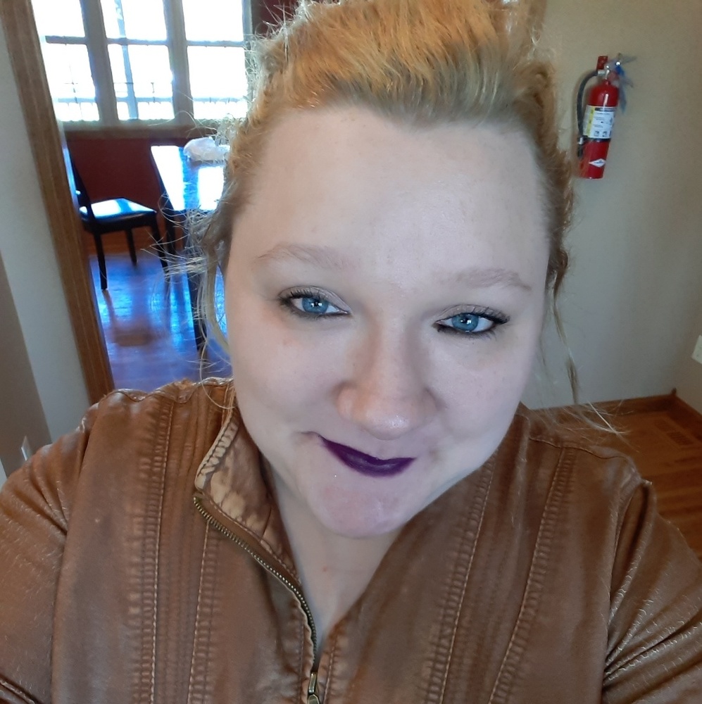 Meet your Posher, Lindsey